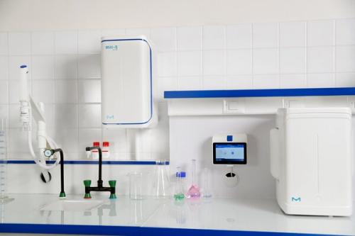 Система очистки воды Milli-Q® EQ 7000  Система очистки воды Milli-Q® EQ 7000