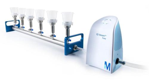 Соединение насоса EZ-Stream с шестиместной гребенкой